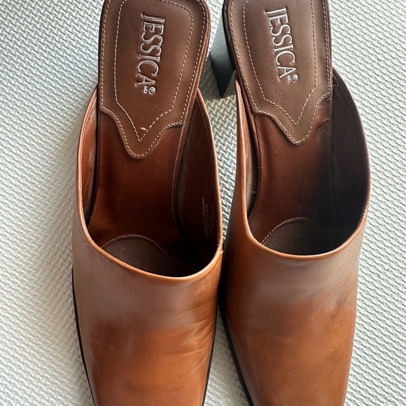 Jessica Tiffany Women’s Leather Brown Slip-On Healed Shoes Made in Brazil - Picture 2 of 11